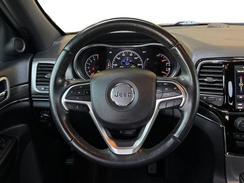 Used 2019 Jeep Grand Cherokee Limited w/ Luxury Group II AWD/4WD image 17