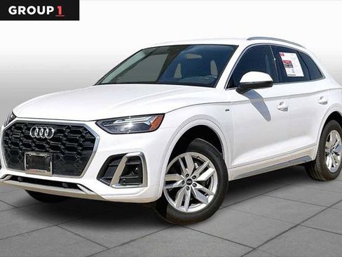 Used 2024 Audi Q5 2.0T Premium w/ Convenience Package AWD/4WD image 1
