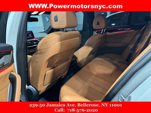 Used 2021 BMW 540i w/ M Sport Package RWD image 27