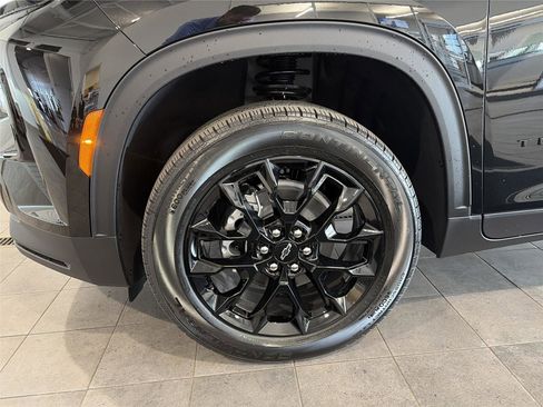 New 2026 Chevrolet Traverse LT w/ Midnight/Sport Edition image 10