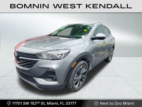 Used 2023 Buick Encore GX Select image 2
