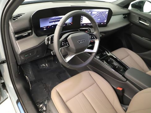 New 2026 Audi Q3 quattro 2.0T AWD/4WD image 15