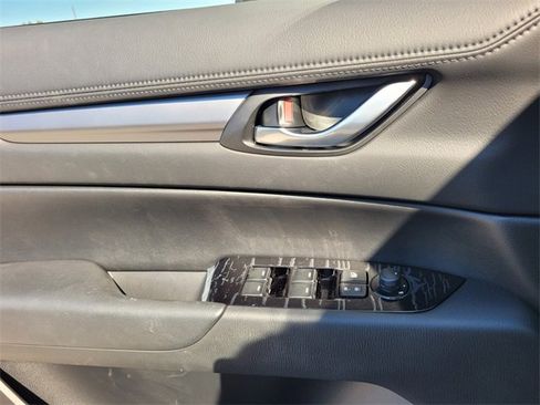 Certified 2025 MAZDA CX-5 AWD 2.5 S w/ Select Package image 22