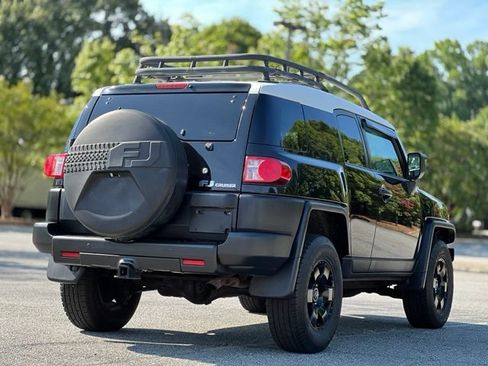 Used 2010 Toyota FJ Cruiser 4WD w/ Upgrade Pkg 2 image 5