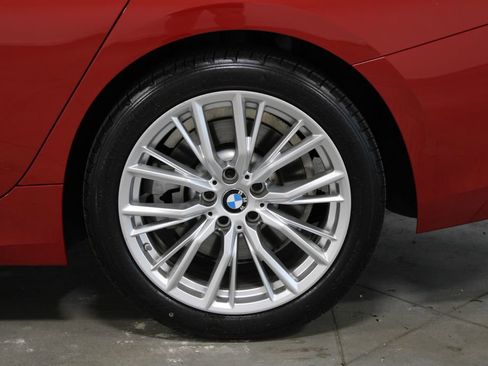 Used 2023 BMW 330i Sedan w/ Premium Package RWD image 16
