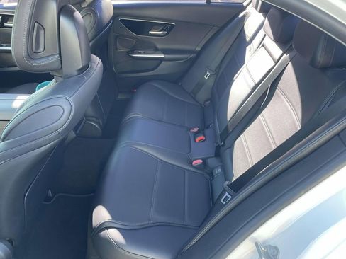 Used 2022 Mercedes-Benz C 300 Sedan image 12