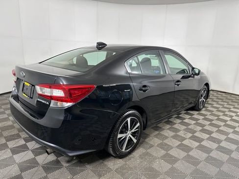 Used 2022 Subaru Impreza 2.0i Premium image 5