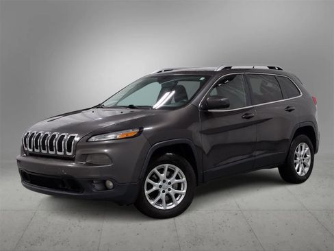 Used 2014 Jeep Cherokee Latitude w/ Cold Weather Group image 1