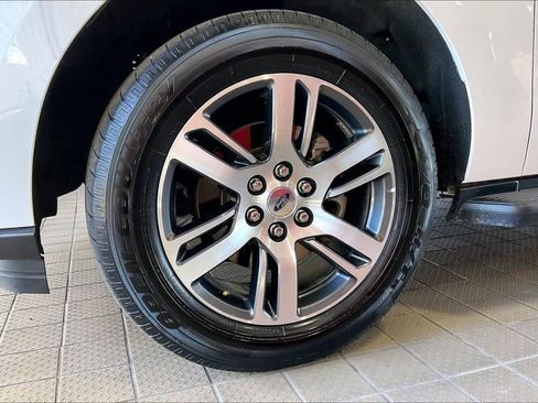 Used 2024 Ford Expedition Limited image 33