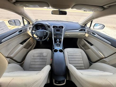 Used 2013 Ford Fusion SE FWD image 20
