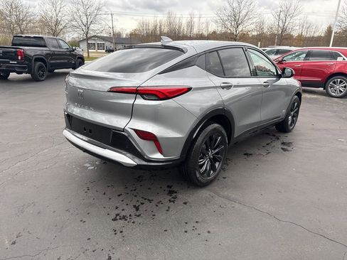 New 2026 Buick Envista Sport Touring image 3