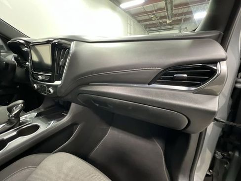 Used 2023 Chevrolet Traverse LT AWD/4WD image 27