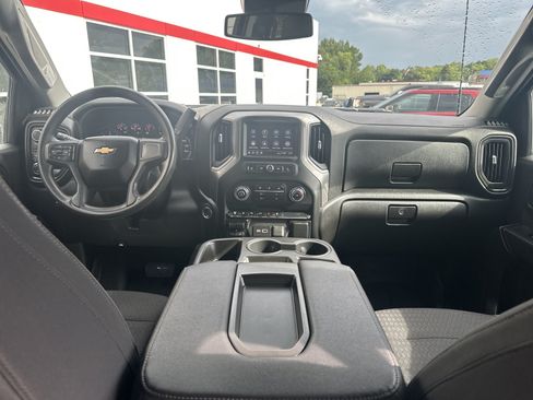 Used 2024 Chevrolet Silverado 2500 Custom w/ Custom Value Package AWD/4WD image 31