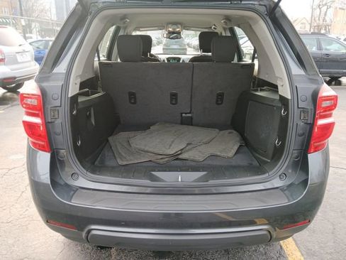 Used 2017 Chevrolet Equinox LS image 22