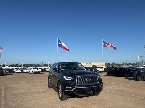 Used 2021 INFINITI QX80 Luxe w/ Cargo Package RWD image 3