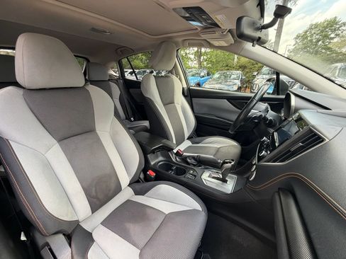 Used 2021 Subaru Crosstrek 2.0i Premium w/ Moonroof Package AWD/4WD image 9