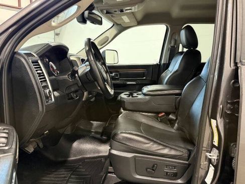 Used 2014 RAM 3500 Laramie AWD/4WD image 17