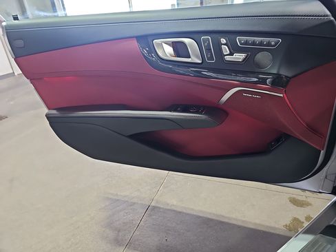 Used 2016 Mercedes-Benz SL 63 AMG image 25