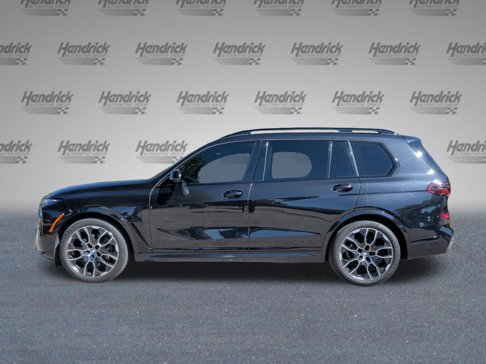 Used 2023 BMW X7 xDrive40i w/ M Sport Package AWD/4WD image 10