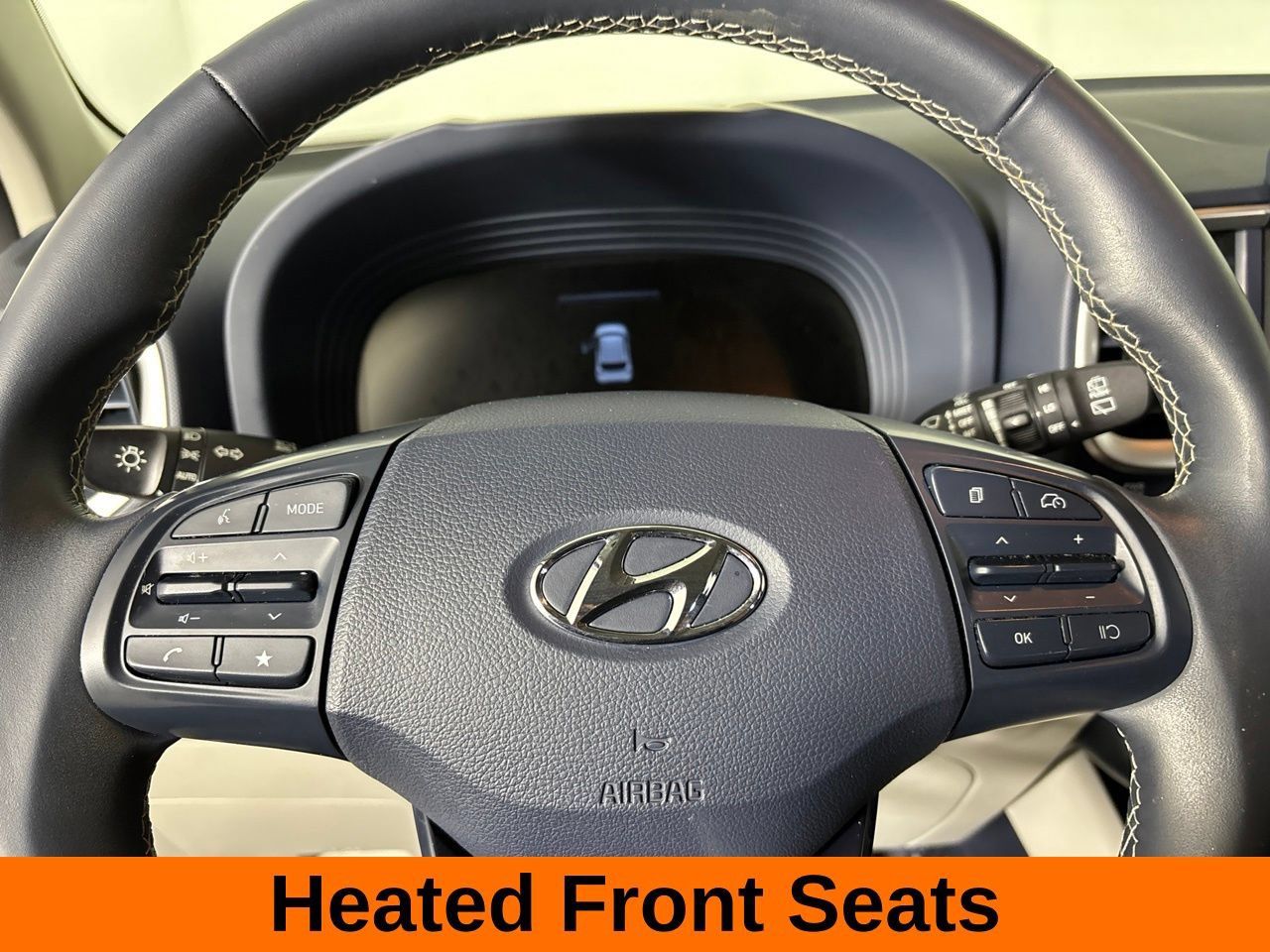 Used 2023 Hyundai Venue Limited FWD image 14