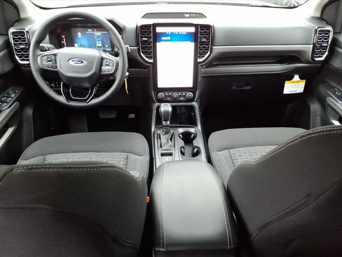 New 2025 Ford Ranger XLT w/ Equipment Group 301A High image 11