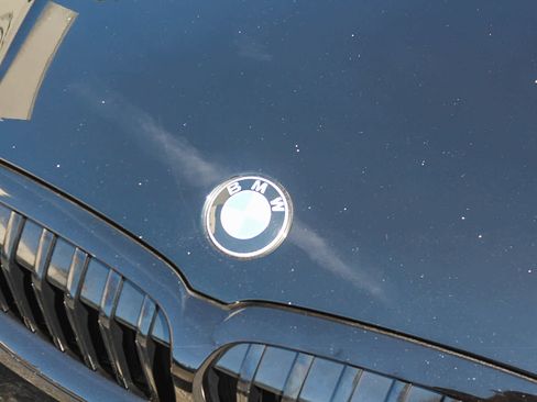 Used 2019 BMW 330i Sedan RWD image 11