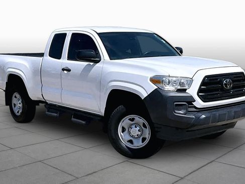 Used 2019 Toyota Tacoma SR AWD/4WD image 3