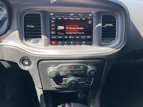 Used 2023 Dodge Charger SXT AWD/4WD image 31