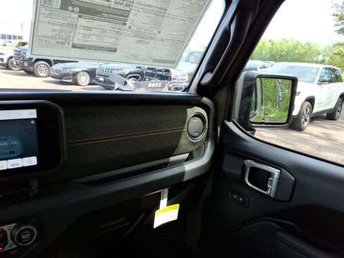 New 2026 Jeep Wrangler Unlimited Sport AWD/4WD image 20