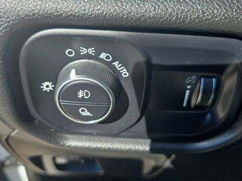 Used 2023 RAM 1500 Big Horn AWD/4WD image 14
