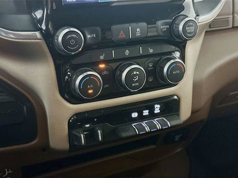 Used 2023 RAM 3500 Laramie image 18