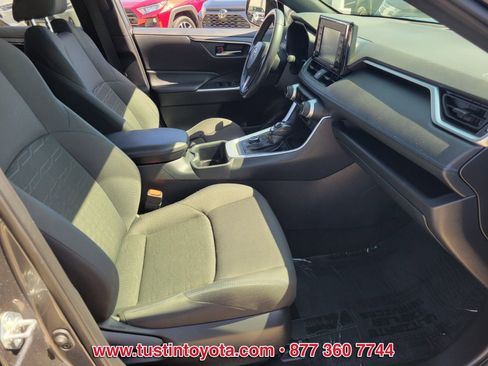 Certified 2022 Toyota RAV4 SE w/ Convenience Package AWD/4WD image 15