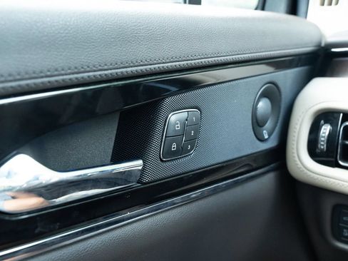 Used 2021 Lincoln Nautilus Reserve FWD image 29