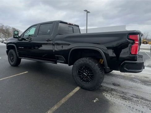 New 2026 Chevrolet Silverado 2500 ZR2 image 6