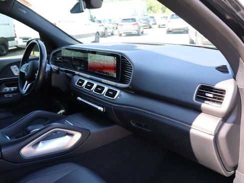 Used 2021 Mercedes-Benz GLE 350 4MATIC image 11