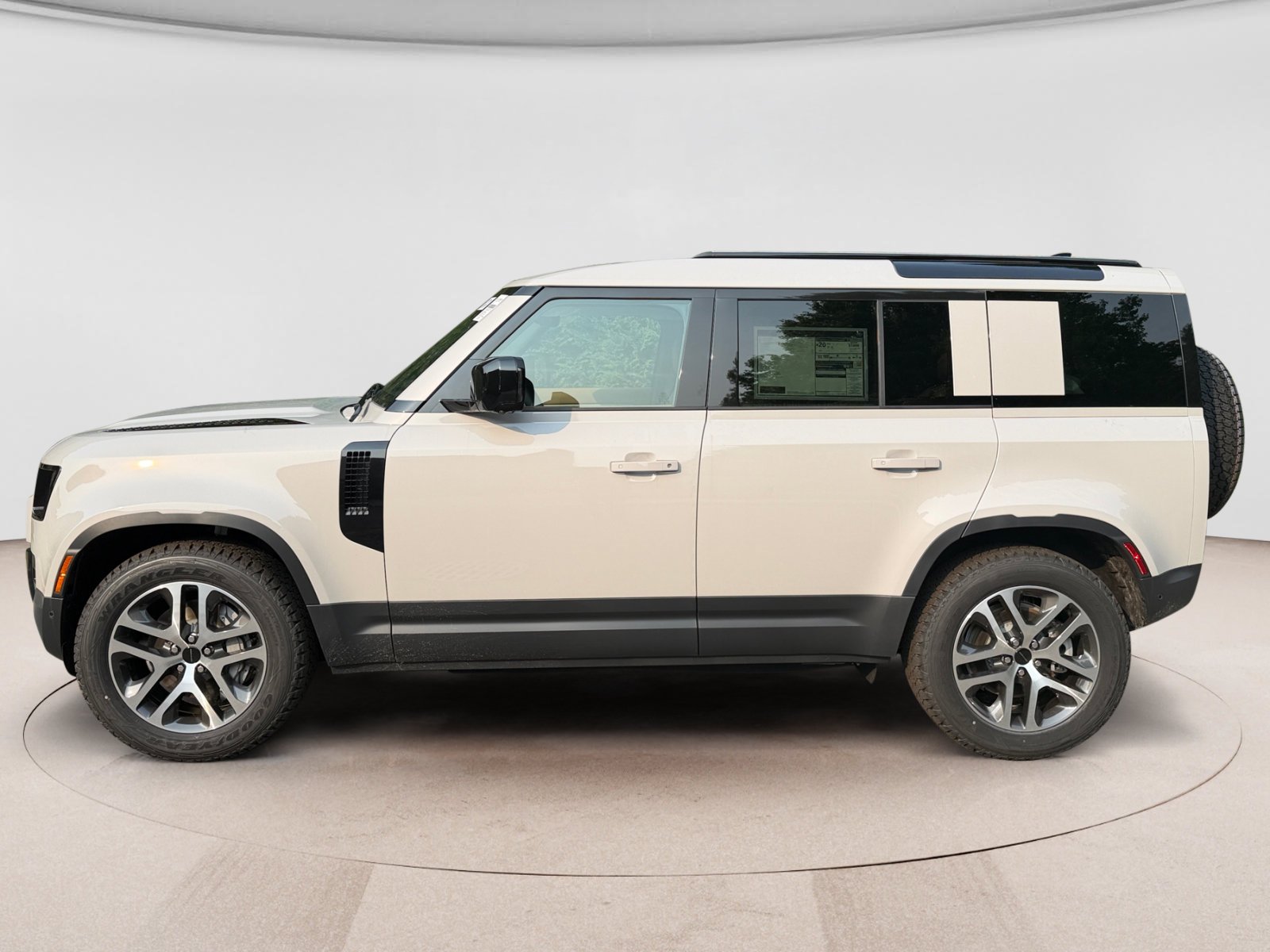 New 2026 Land Rover Defender 110 S AWD/4WD image 2