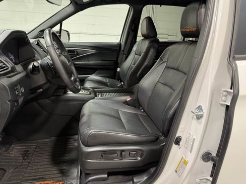 Used 2022 Honda Passport TrailSport image 16
