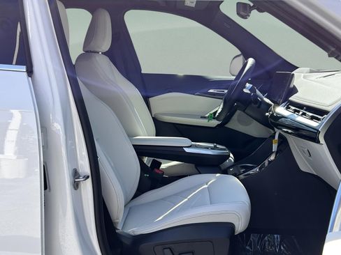 Used 2026 BMW X1 xDrive28i w/ Technology Package image 26