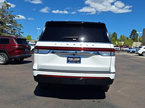 Used 2023 Lincoln Navigator Black Label AWD/4WD image 4