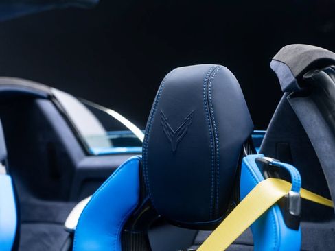 Used 2025 Chevrolet Corvette Z06 RWD image 29