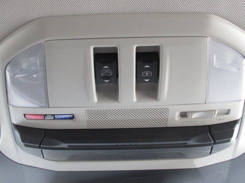 Used 2023 Subaru Ascent Touring w/ Popular Package #2A image 30