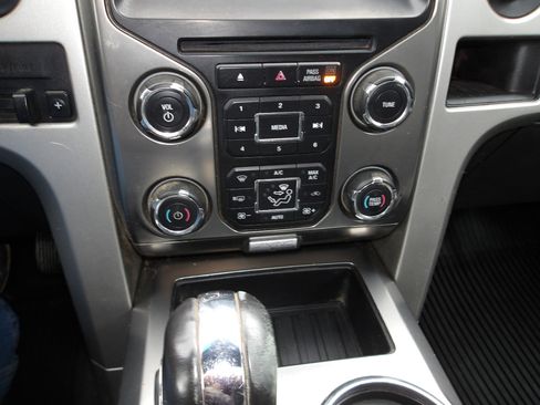 Used 2014 Ford F150 FX4 w/ Equipment Group 402A Luxury image 21