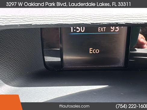 Used 2012 Toyota Sienna LE FWD image 56
