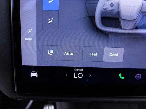 Used 2023 Tesla Model X AWD/4WD image 23
