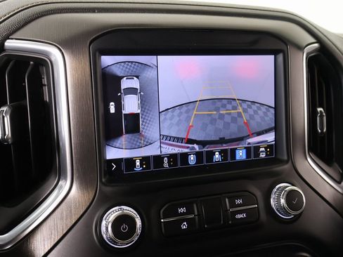 Used 2022 GMC Sierra 2500 AT4 w/ AT4 Preferred Package image 6