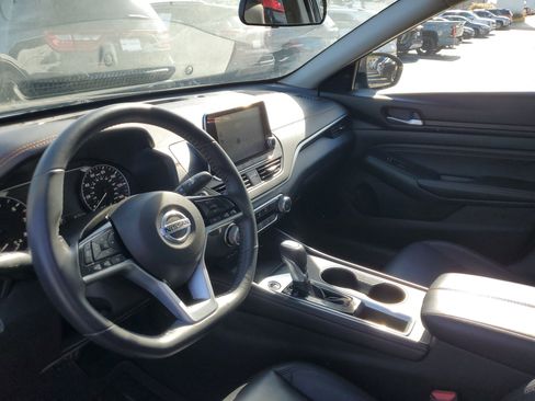 Used 2021 Nissan Altima 2.5 SR image 18