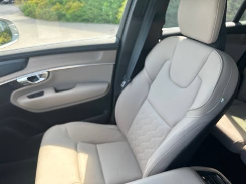 Used 2026 Volvo XC90 B6 Plus AWD/4WD image 31