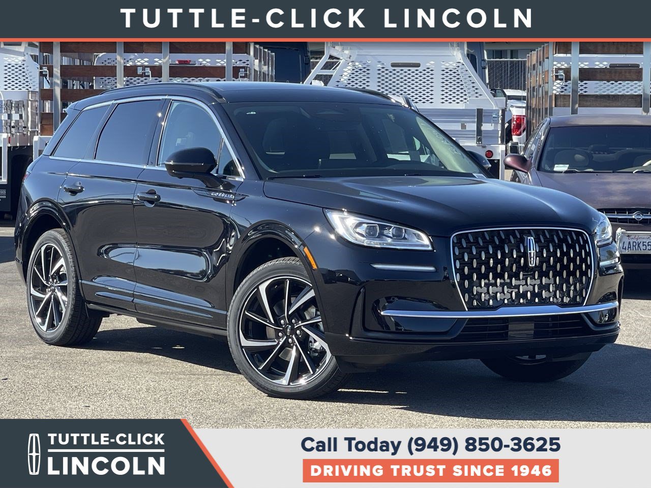 New 2025 Lincoln Corsair Grand Touring w/ Equipment Group 301A AWD/4WD image 1