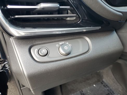 Used 2024 Buick Envista Sport Touring w/ Convenience I Package image 26