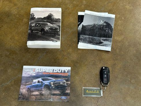 Used 2022 Ford F250 XL w/ Power Equipment Group AWD/4WD image 63